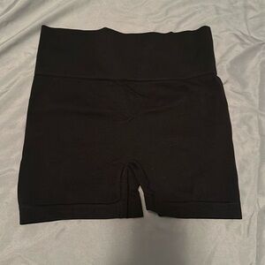 black biker shorts
